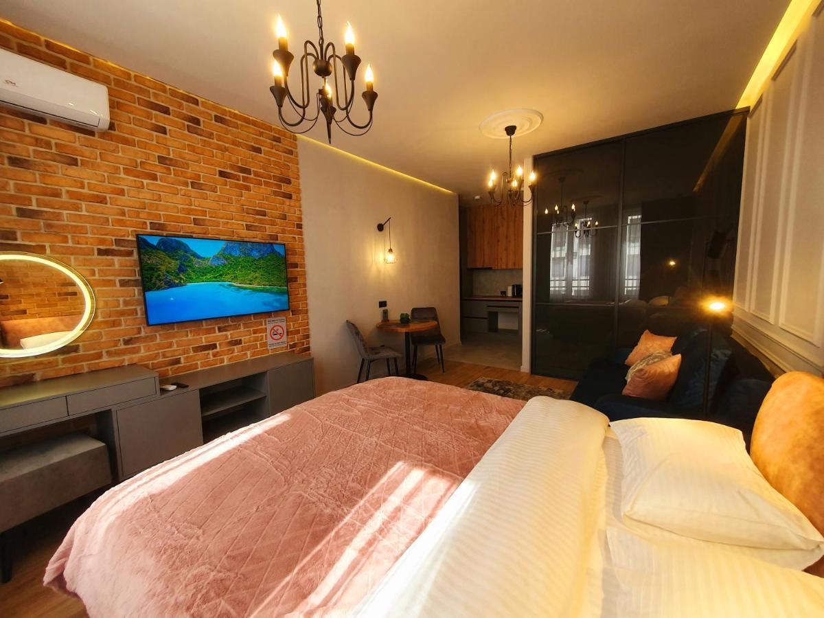 Designer Apartment In The Residential Complex "Yaroslavivsky City" In The Center Of Kiev Extérieur photo